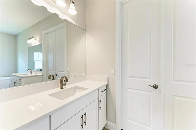 $1,246,809 | 10073 Meadowrun Drive, Lithia, FL 33547