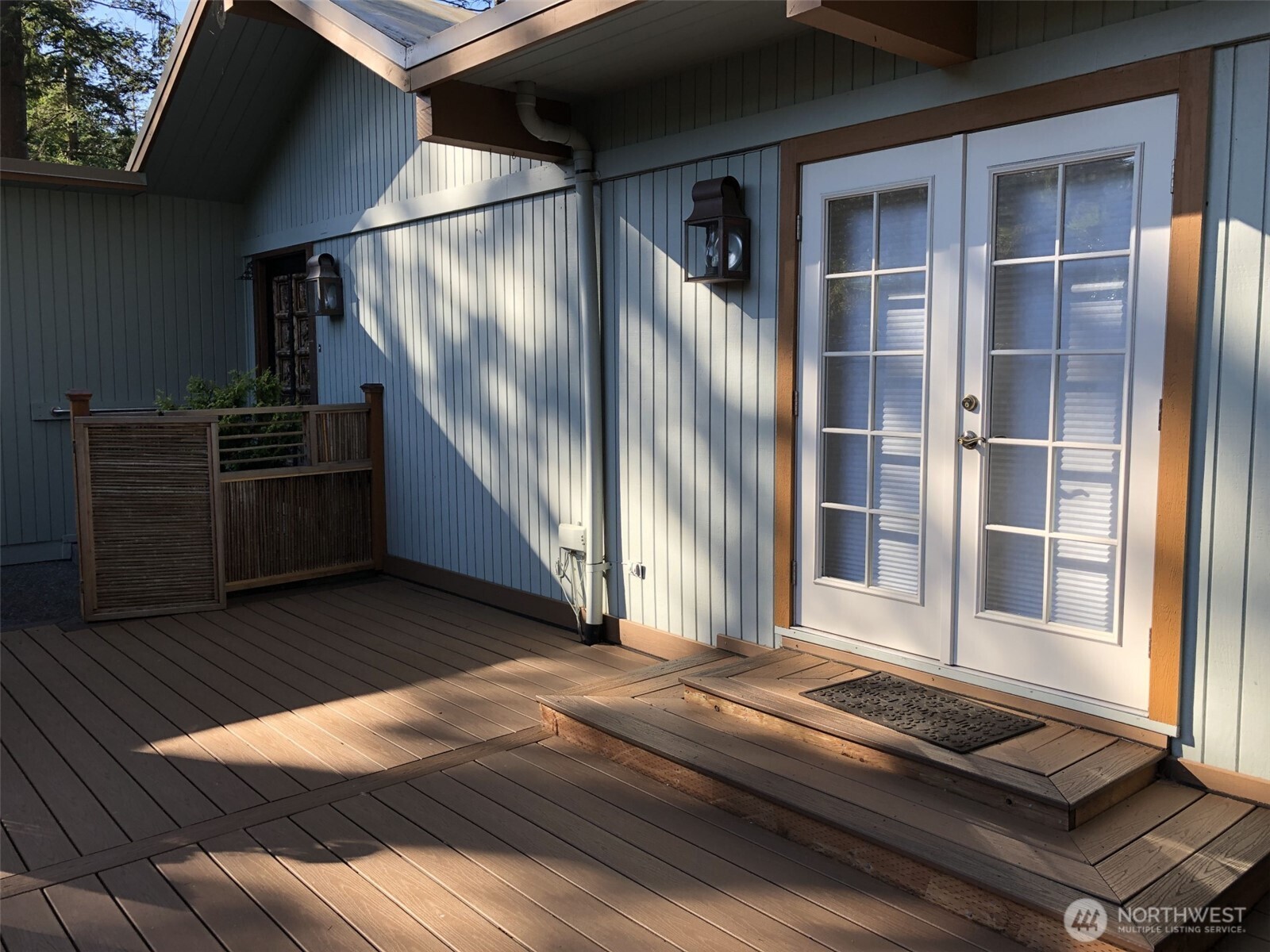 3155 Fox Spit Road Langley, WA 98260 - Photo 2 of 18 Gallery Image 2