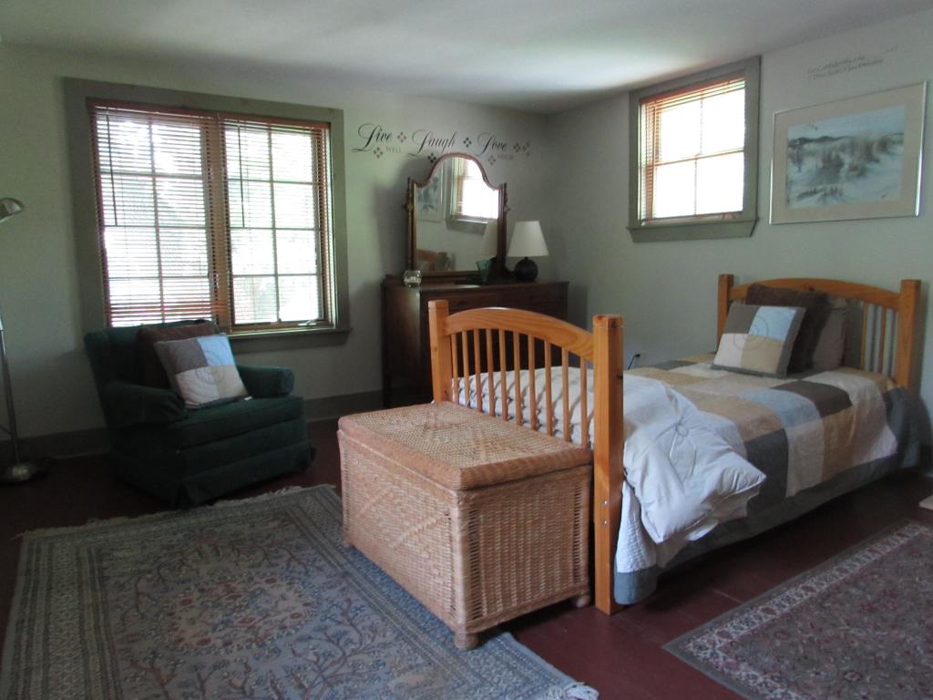 108 Center Street Wolfeboro, NH 03894 - Photo 20 of 33