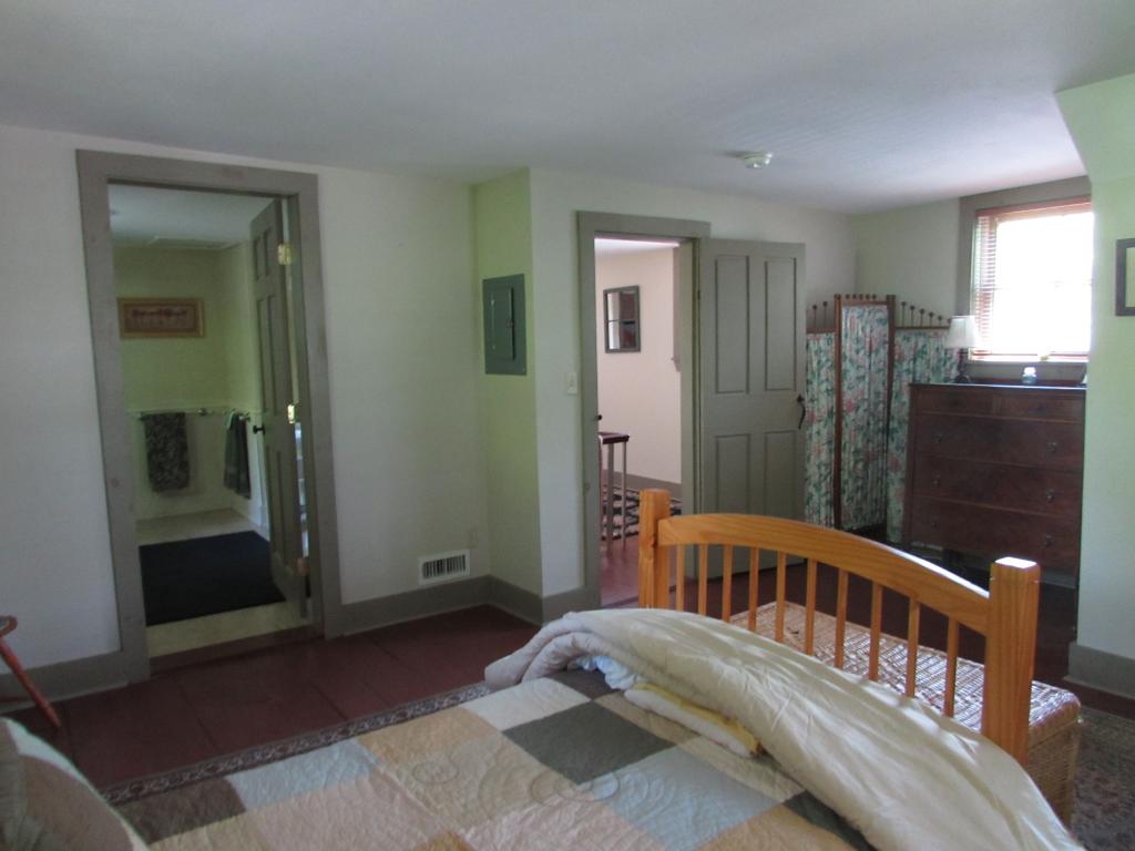 108 Center Street Wolfeboro, NH 03894 - Photo 21 of 33