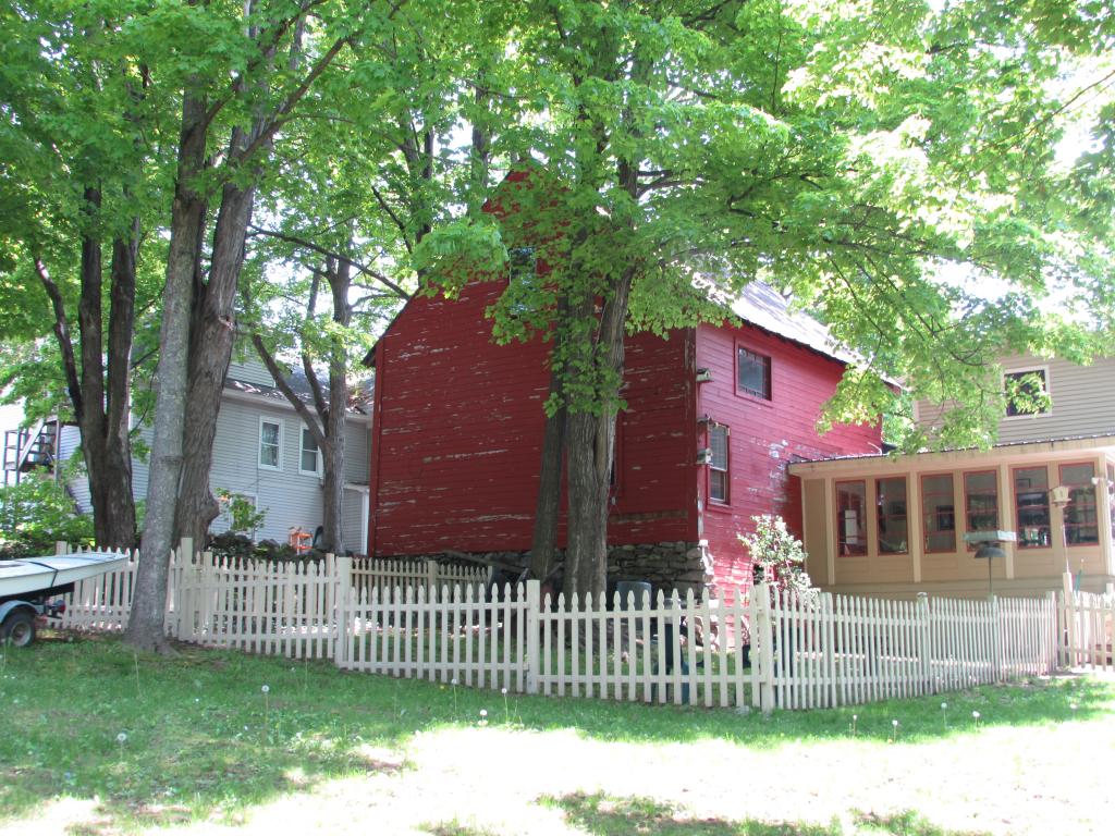 108 Center Street Wolfeboro, NH 03894 - Photo 32 of 33