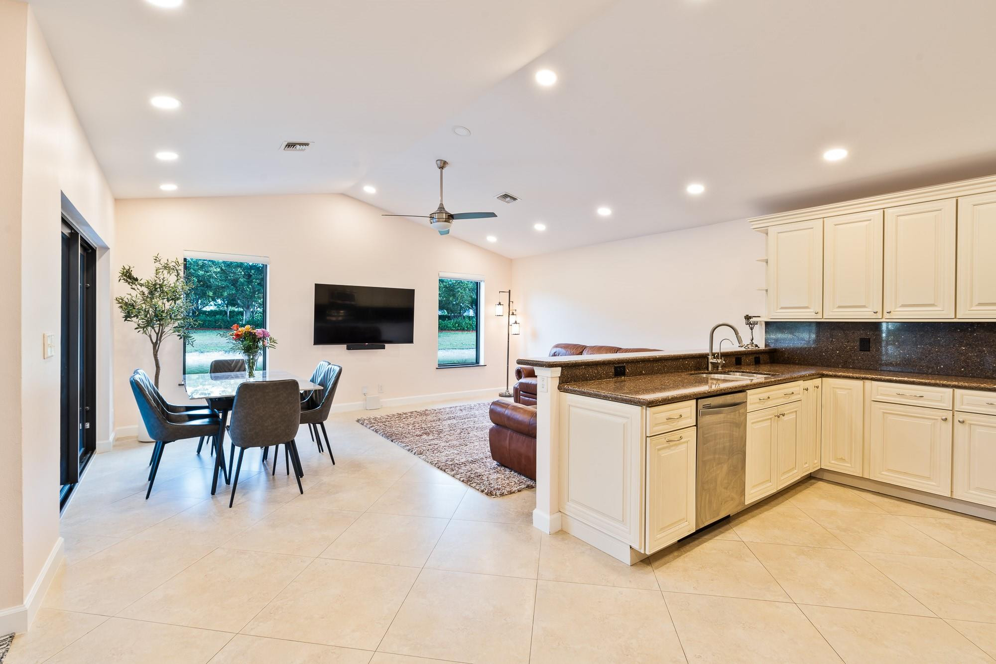 22016 Aqua Court Boca Raton, FL 33428 - Photo 9 of 56 Photo 9