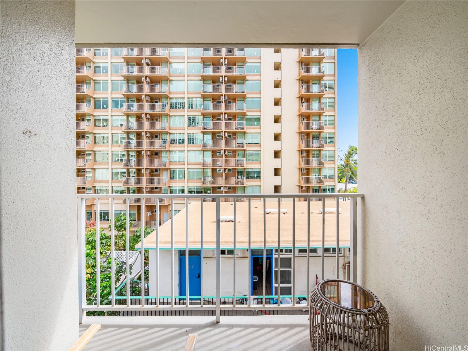 2572 Lemon Road, Unit 610 Honolulu, HI 96815 - Photo 19 of 24