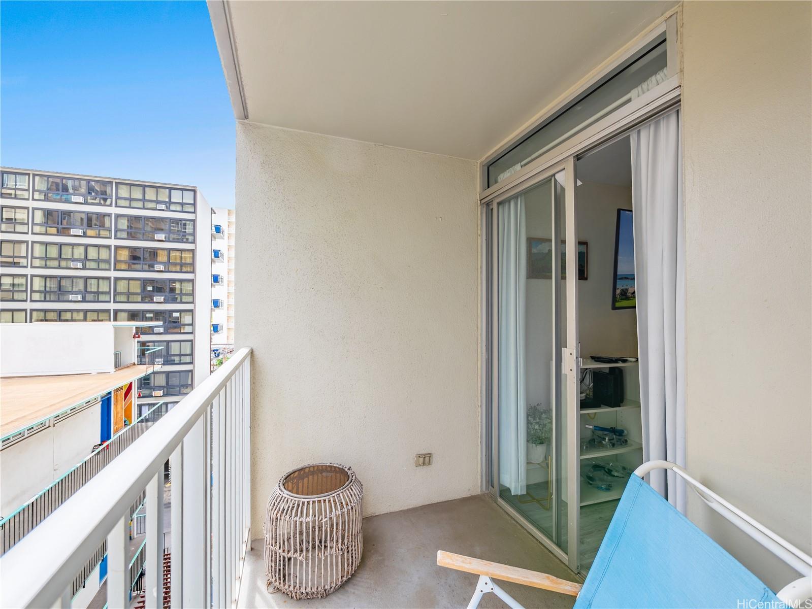 2572 Lemon Road, Unit 610 Honolulu, HI 96815 - Photo 20 of 24