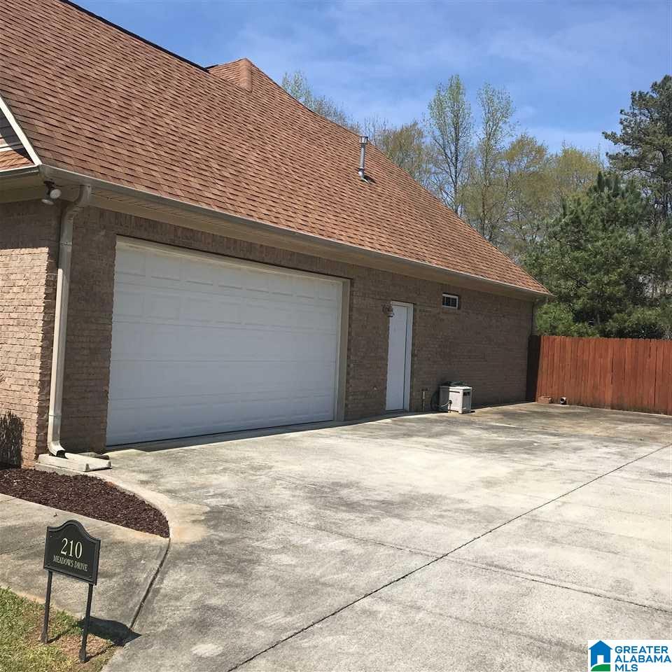 210 Meadows Drive Springville, AL 35146 - Photo 2 of 2
