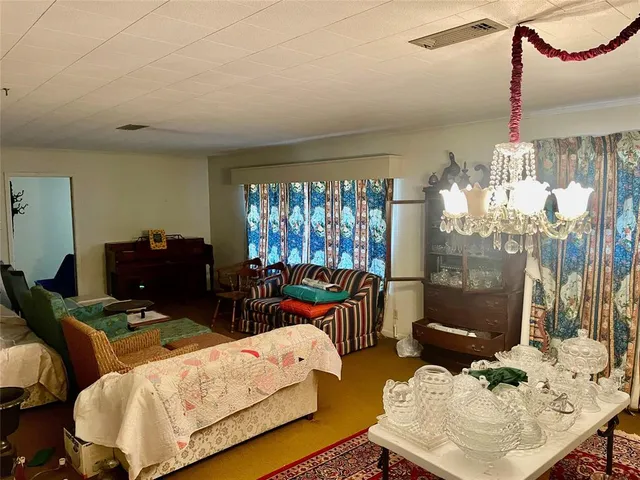 $525,000 | 1306 East Central Avenue, Comanche, TX 76442