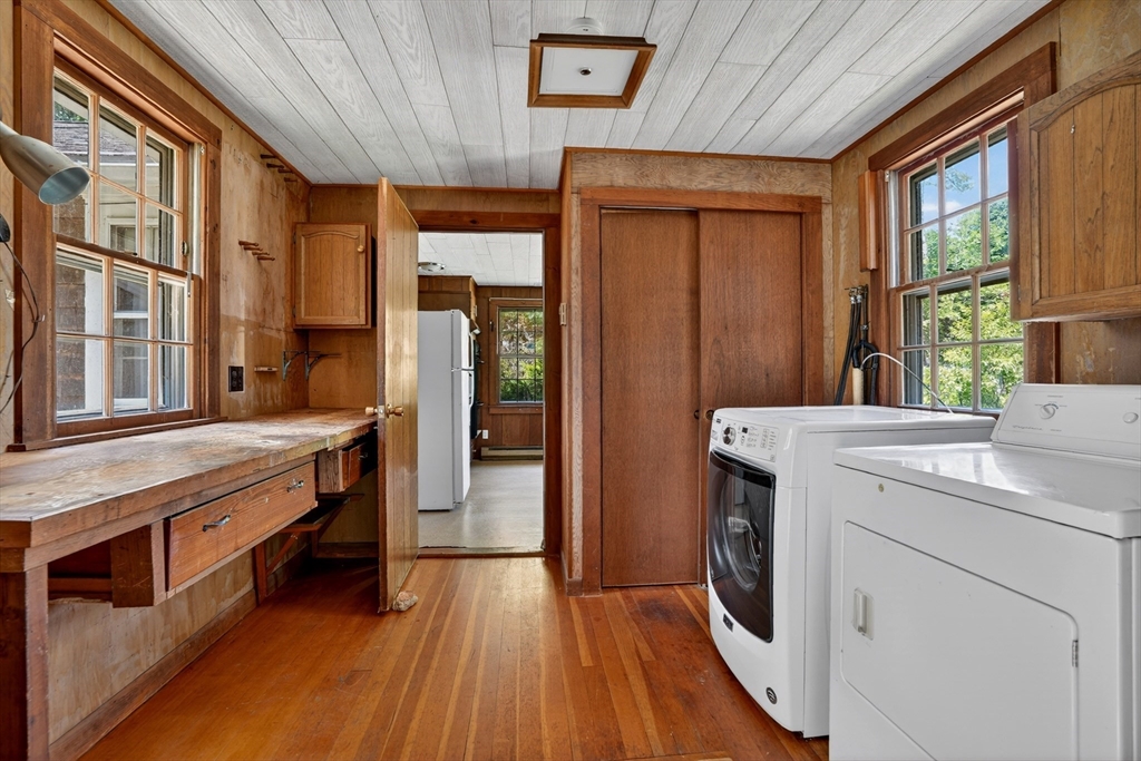 132 S Road Chilmark, MA 02535 - Photo 12 of 34