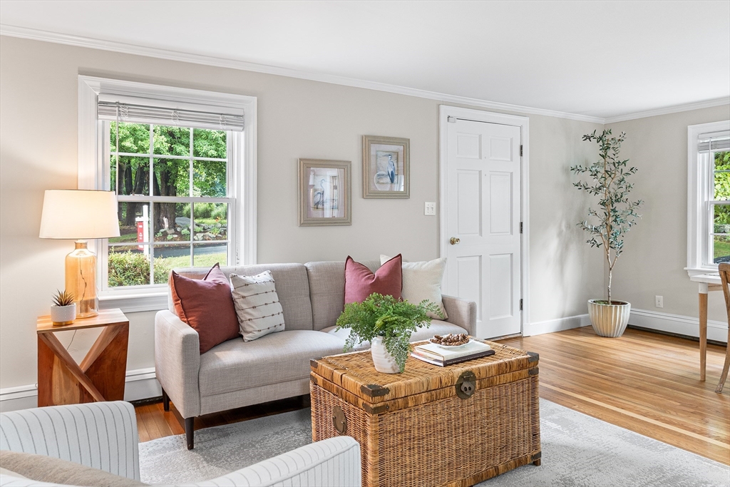 165 Tahattawan Road Littleton, MA 01460 - Photo 11 of 42