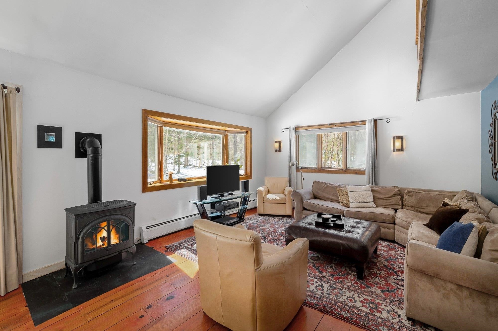 2275 West Hill Road Warren, VT 05674 - Photo 11 of 44