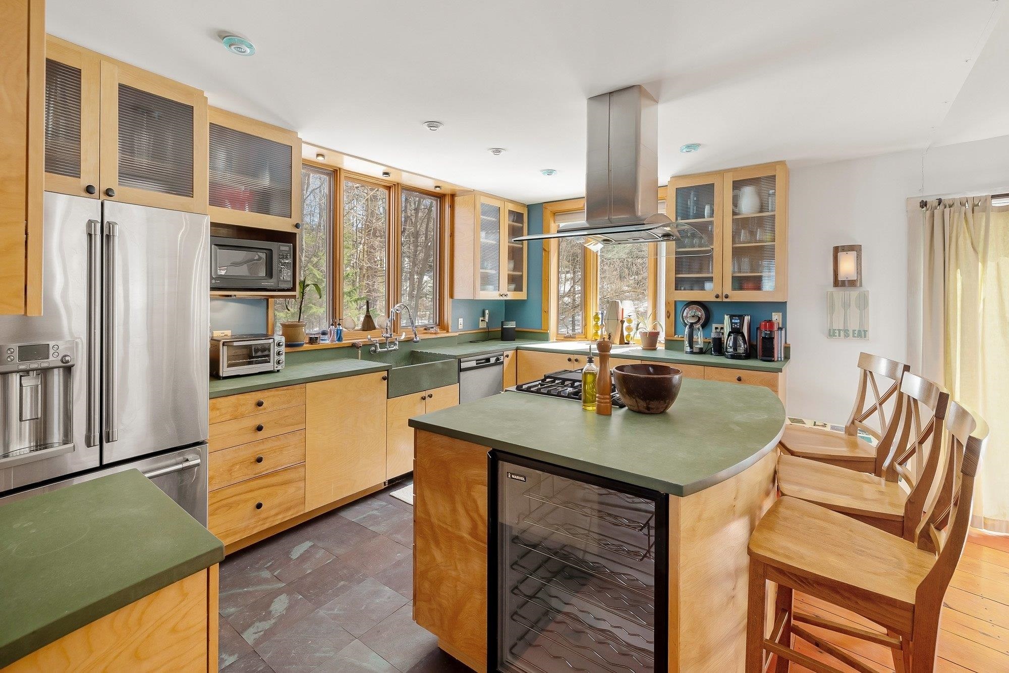 2275 West Hill Road Warren, VT 05674 - Photo 8 of 44