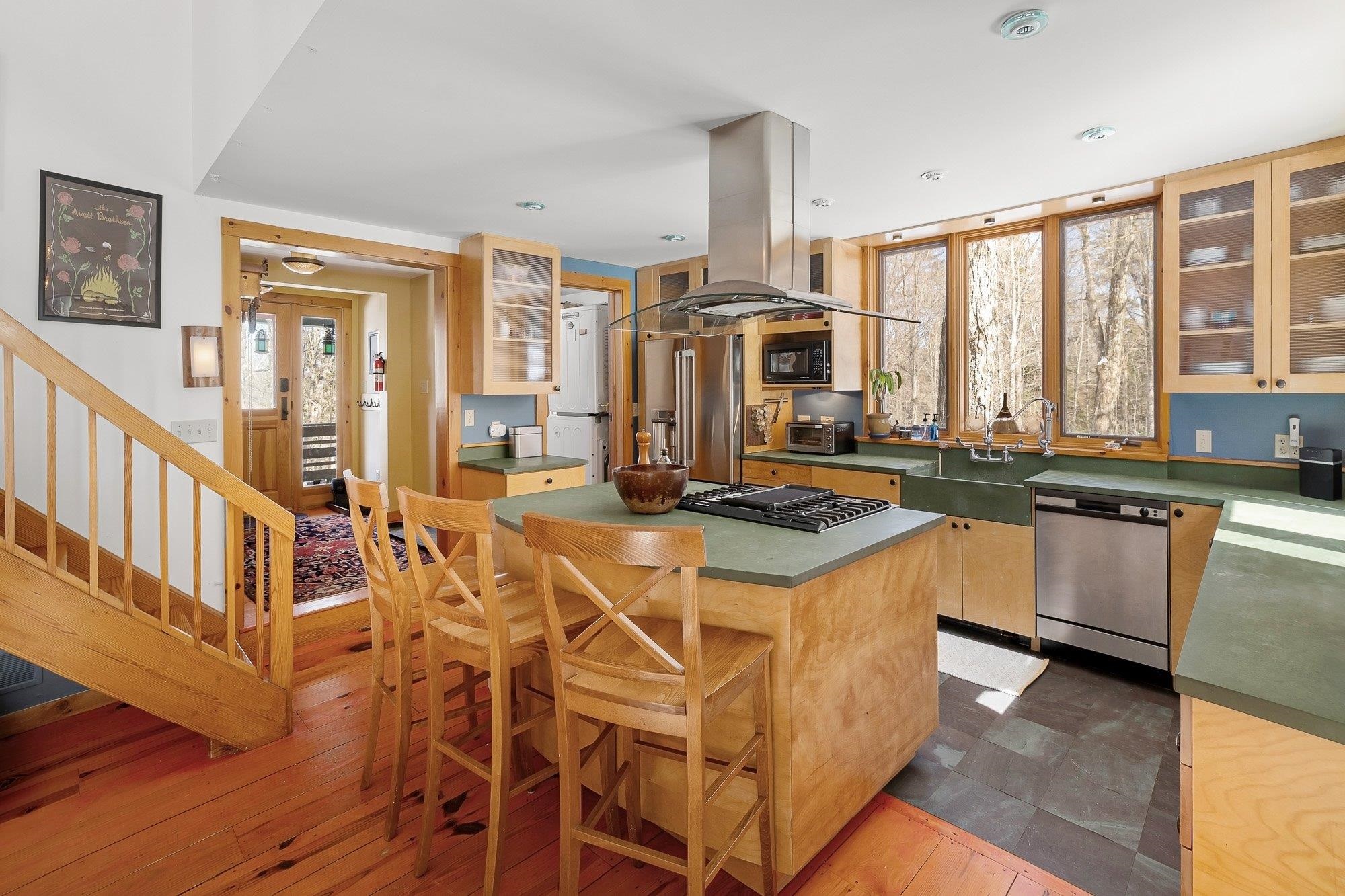 2275 West Hill Road Warren, VT 05674 - Photo 9 of 44