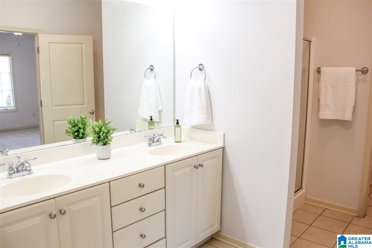 28 Portobello Road, Unit 8 Birmingham, AL 35242 - Photo 33 of 45