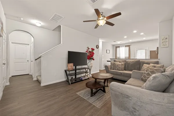 $285,000 | 4314 McGregor Blf Lane, Conroe, TX 77304
