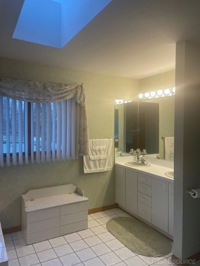 54845 Ridge Road New Baltimore, MI 48047 - Photo 15 of 29 50064093-14.JPG