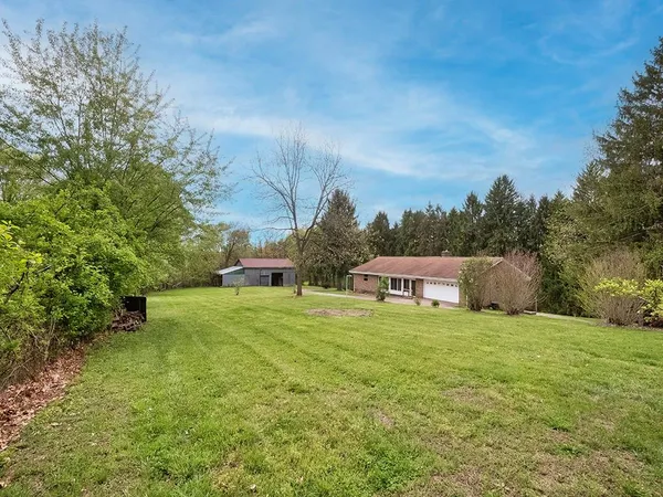 $500,000 | 353 Thompson Hill Road, Aliquippa, PA 15001