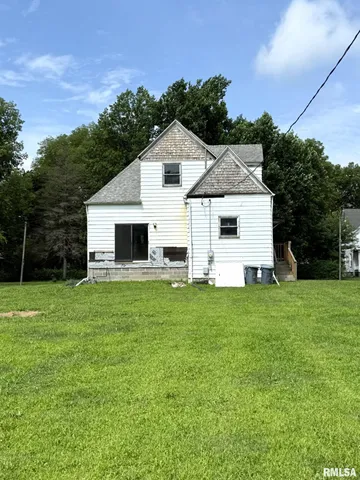 $29,900 | 208 South Main Street, Avon, IL 61415