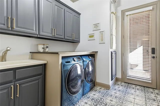 $1,075,000 | 3308 Drip Rock Drive, McKinney, TX 75070