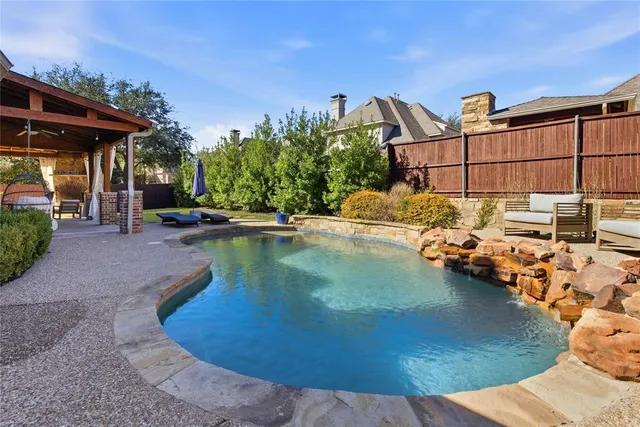 $1,075,000 | 3308 Drip Rock Drive, McKinney, TX 75070