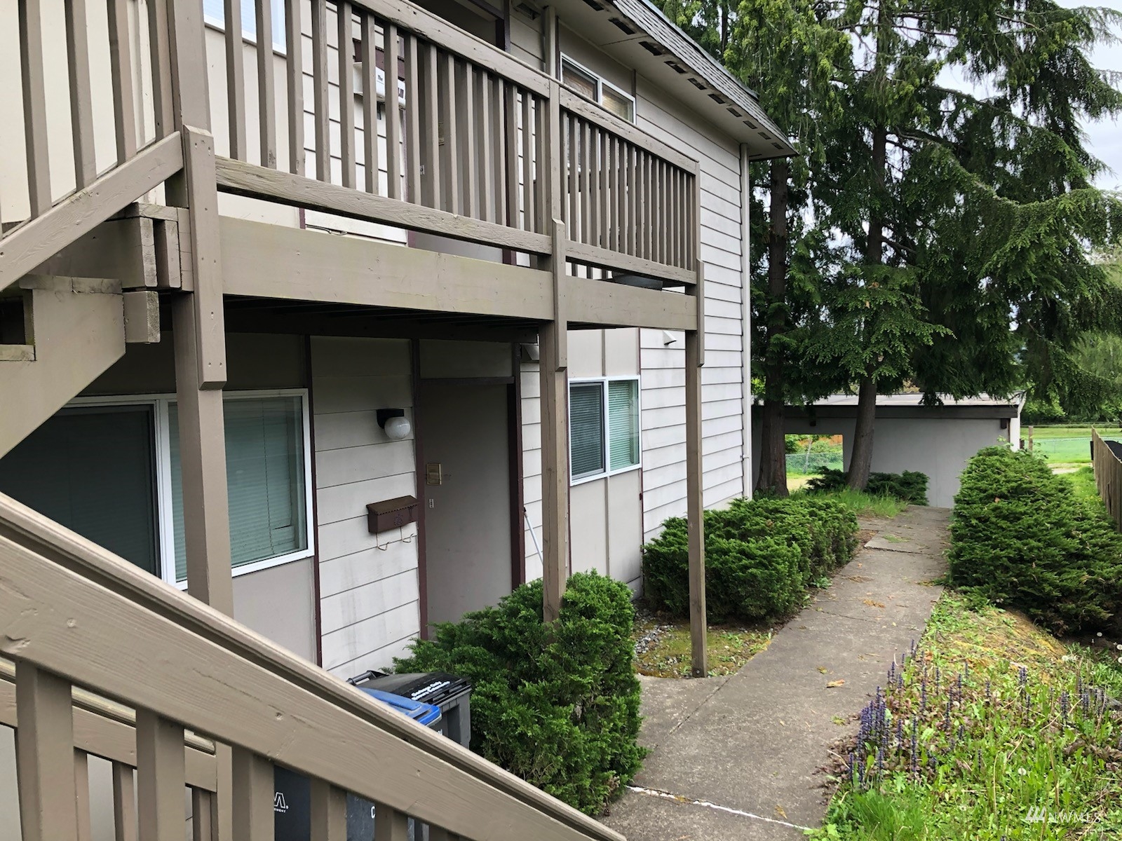 1809 Perry Avenue Bremerton, WA 98310 - Photo 1 of 18 Gallery Image 1