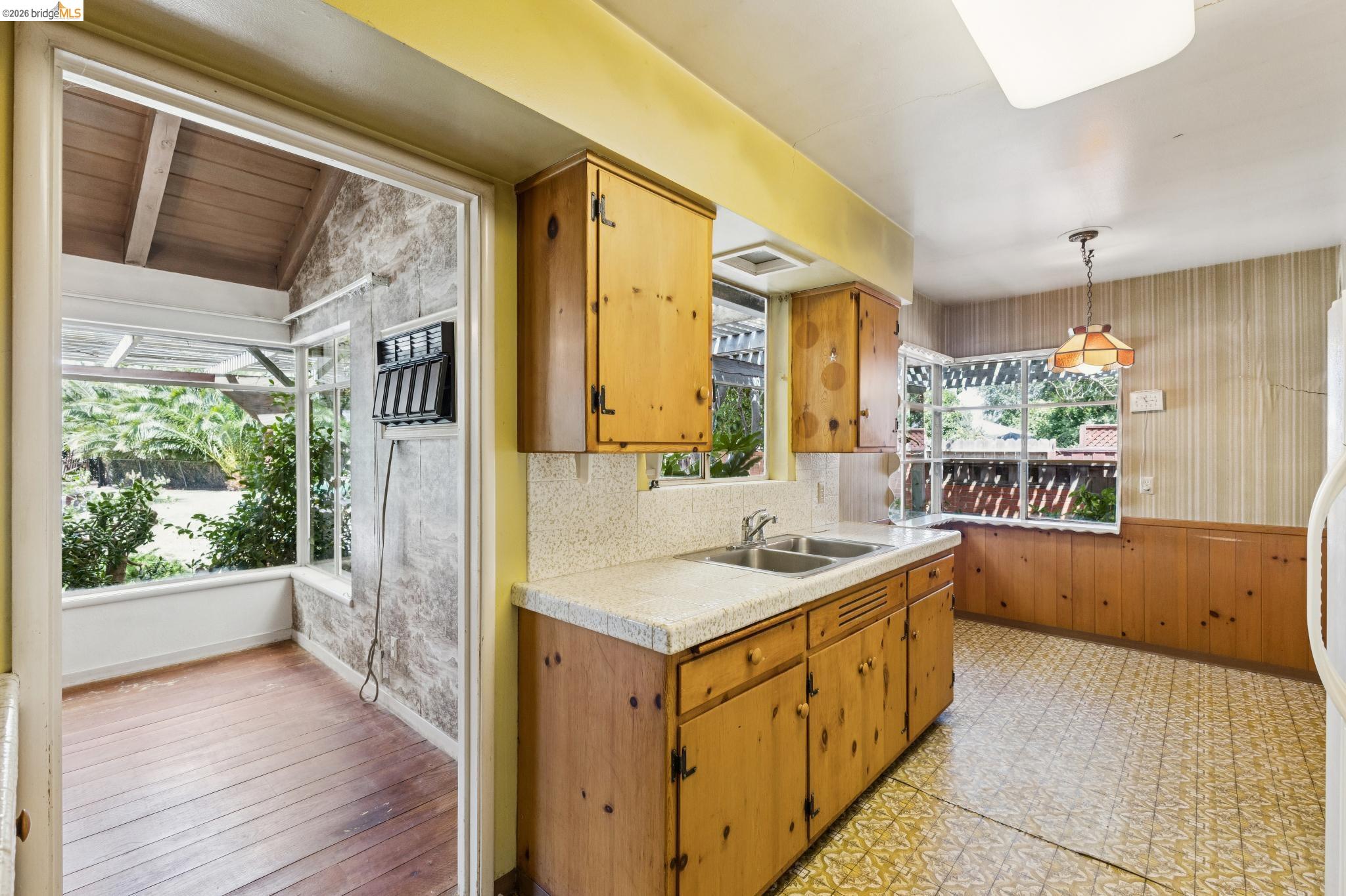 1035 Oak Grove Road Concord, CA 94518 - Photo 24 of 74