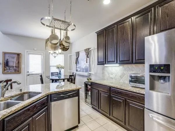 $2,150 | 6541 Federal Hall Street, Plano, TX 75023