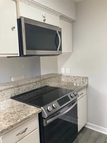 $1,499 | 210 Old Hickory Boulevard, Unit 54, Nashville, TN 37221