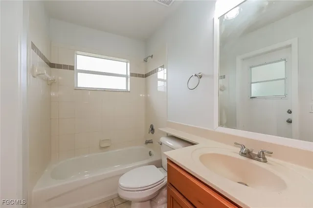 $1,845 | 1581 South Chamberlain Boulevard, North Port, FL 34286