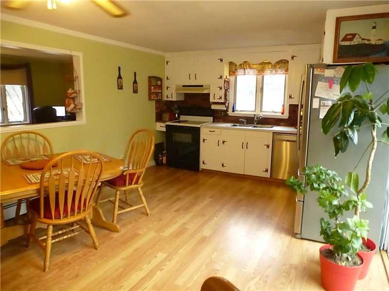 29 Abby Road Windham, ME 04062 - Photo 5 of 13 Kitchen.