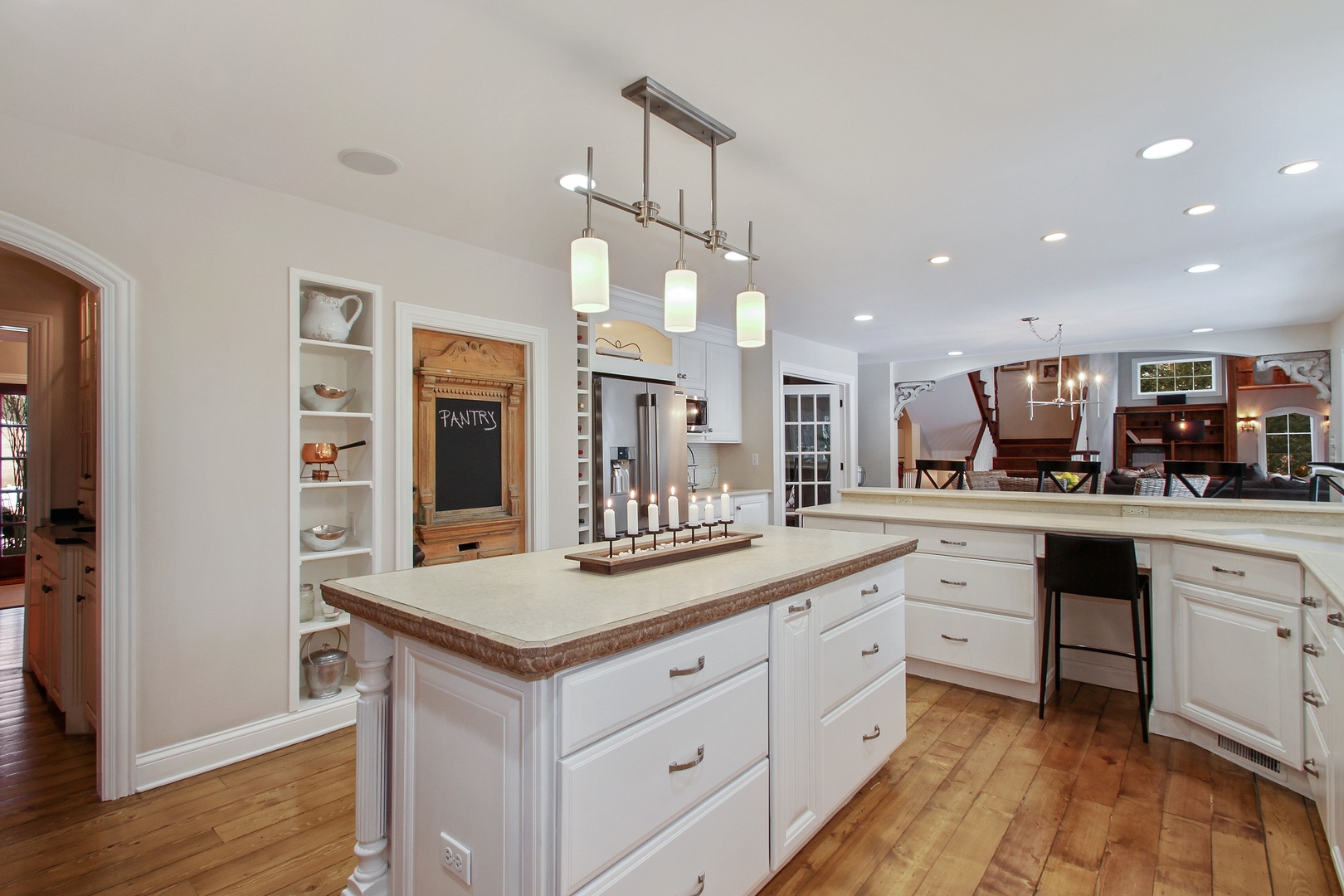 619 Wagner Road Glenview, IL 60025 - Photo 14 of 48