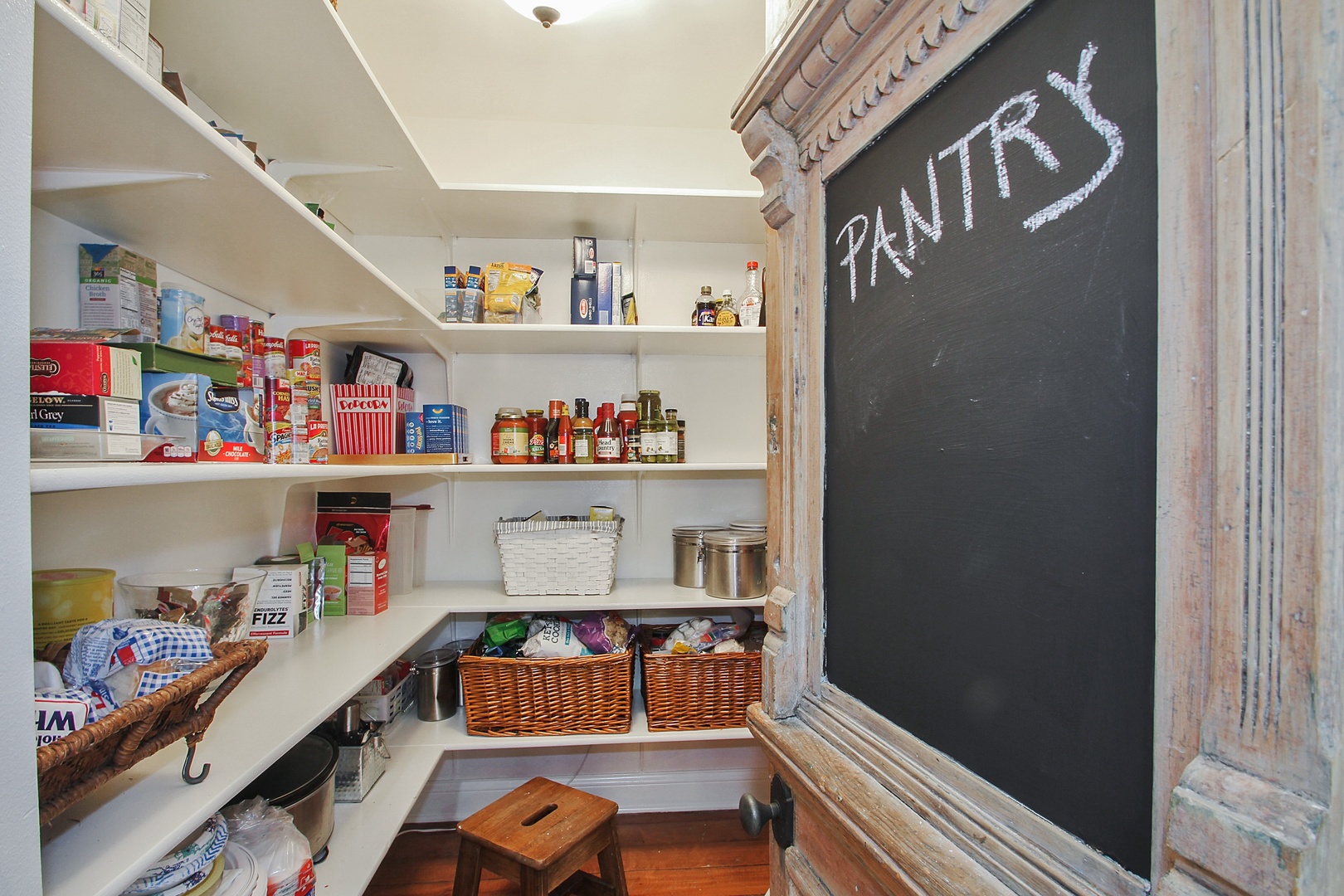 619 Wagner Road Glenview, IL 60025 - Photo 15 of 48