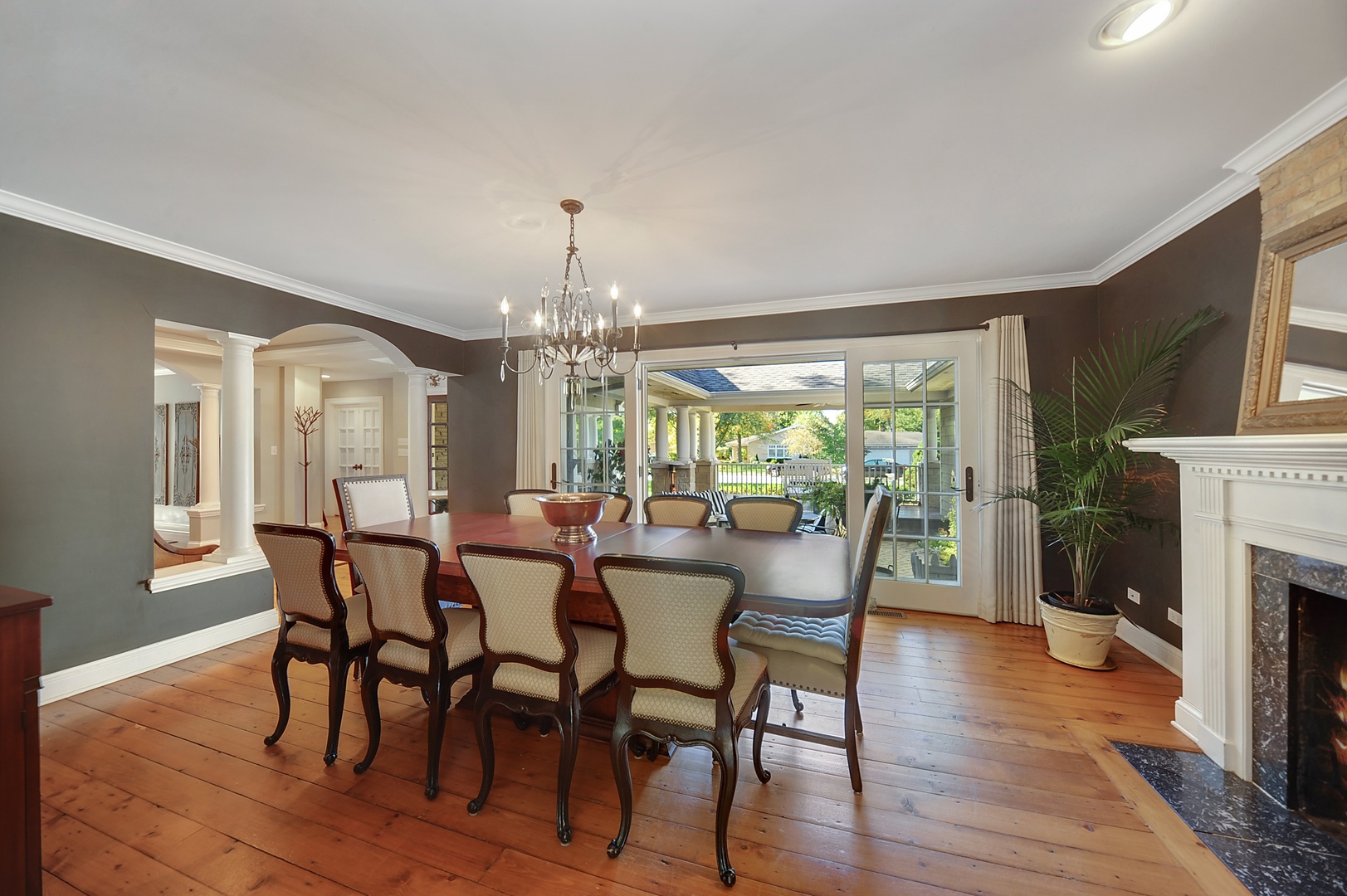 619 Wagner Road Glenview, IL 60025 - Photo 9 of 48