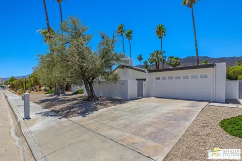$1,095,000 | 541 North Cantera Circle, Palm Springs, CA 92262