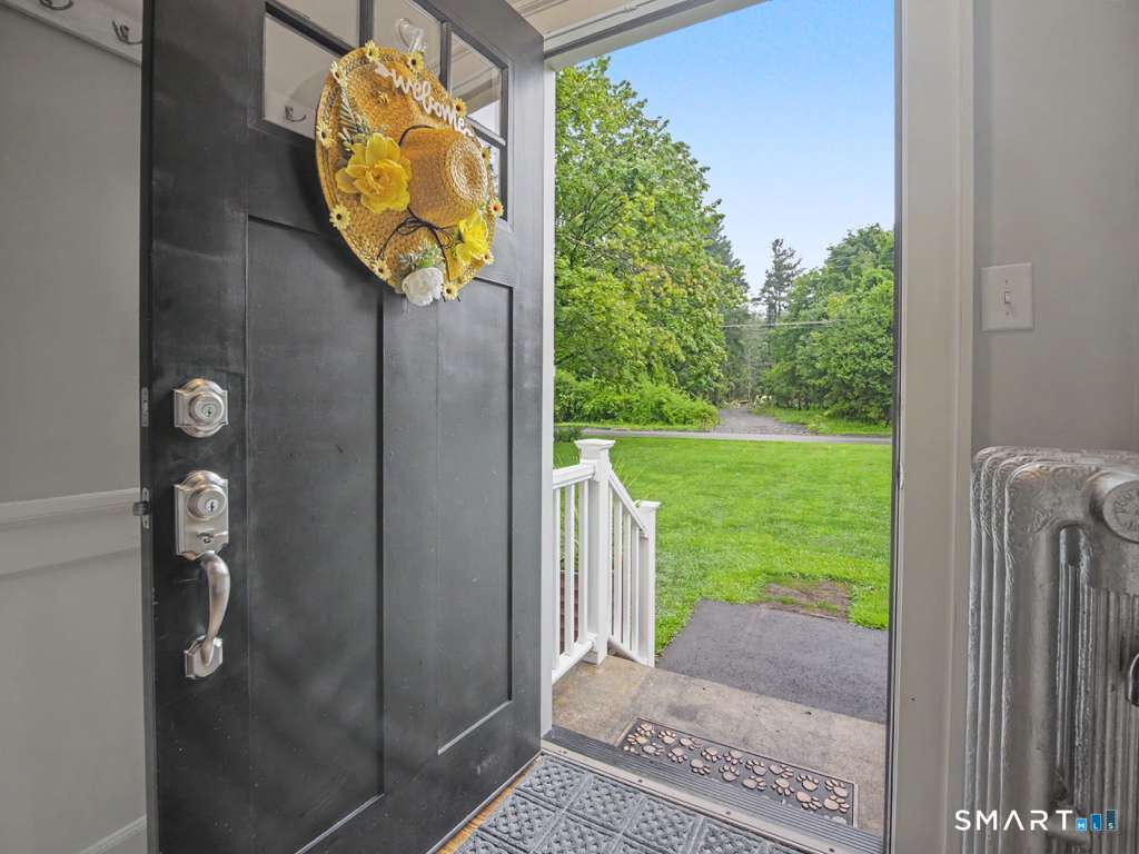 360 West Pearl Road Torrington, CT 06790 - Photo 5 of 39 Gallery Image 5