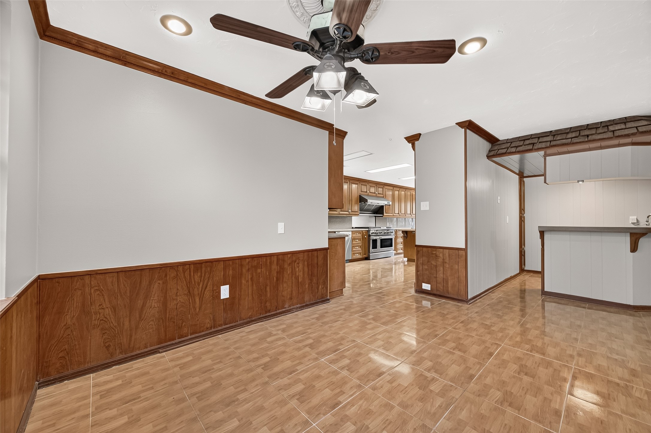 16806 Deep Pines Drive Spring, TX 77379 - Photo 14 of 34 Family Room