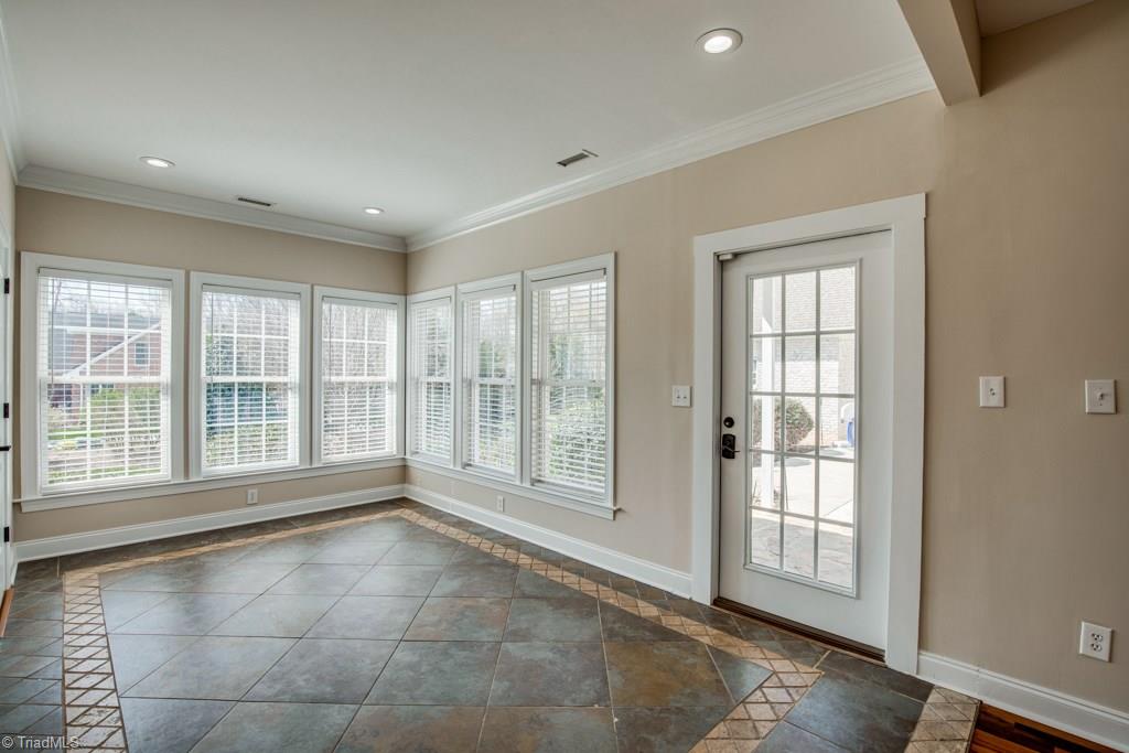 124 Live Oaks Road Advance, NC 27006 - Photo 11 of 30 Gallery Image 11