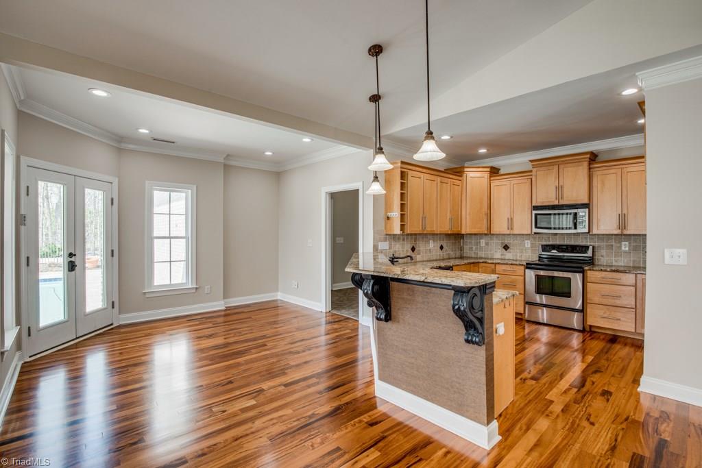 124 Live Oaks Road Advance, NC 27006 - Photo 6 of 30 Gallery Image 6