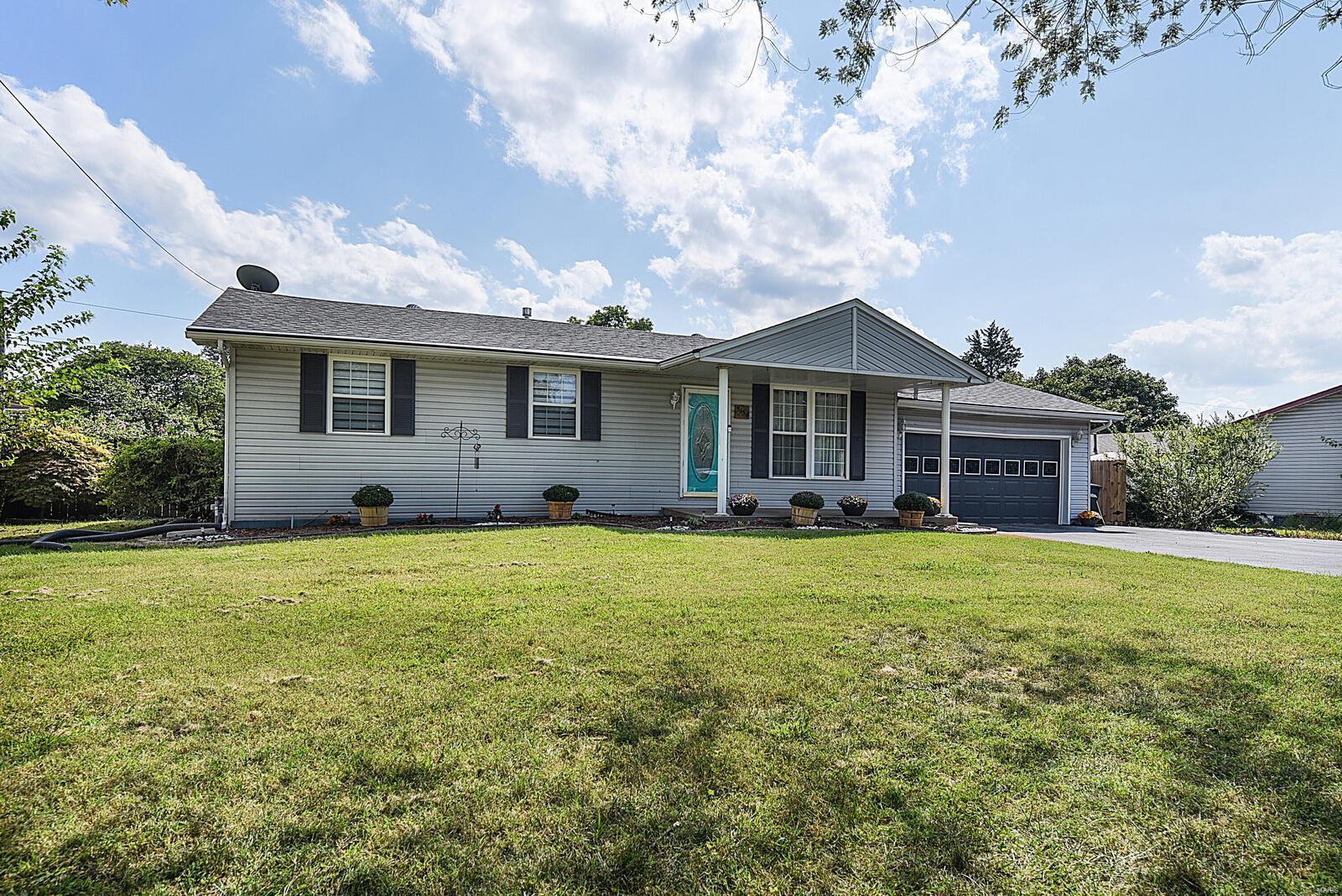 5154 Old Alton Road Granite City, IL 62040 - Photo 1 of 26 Gallery Image 1