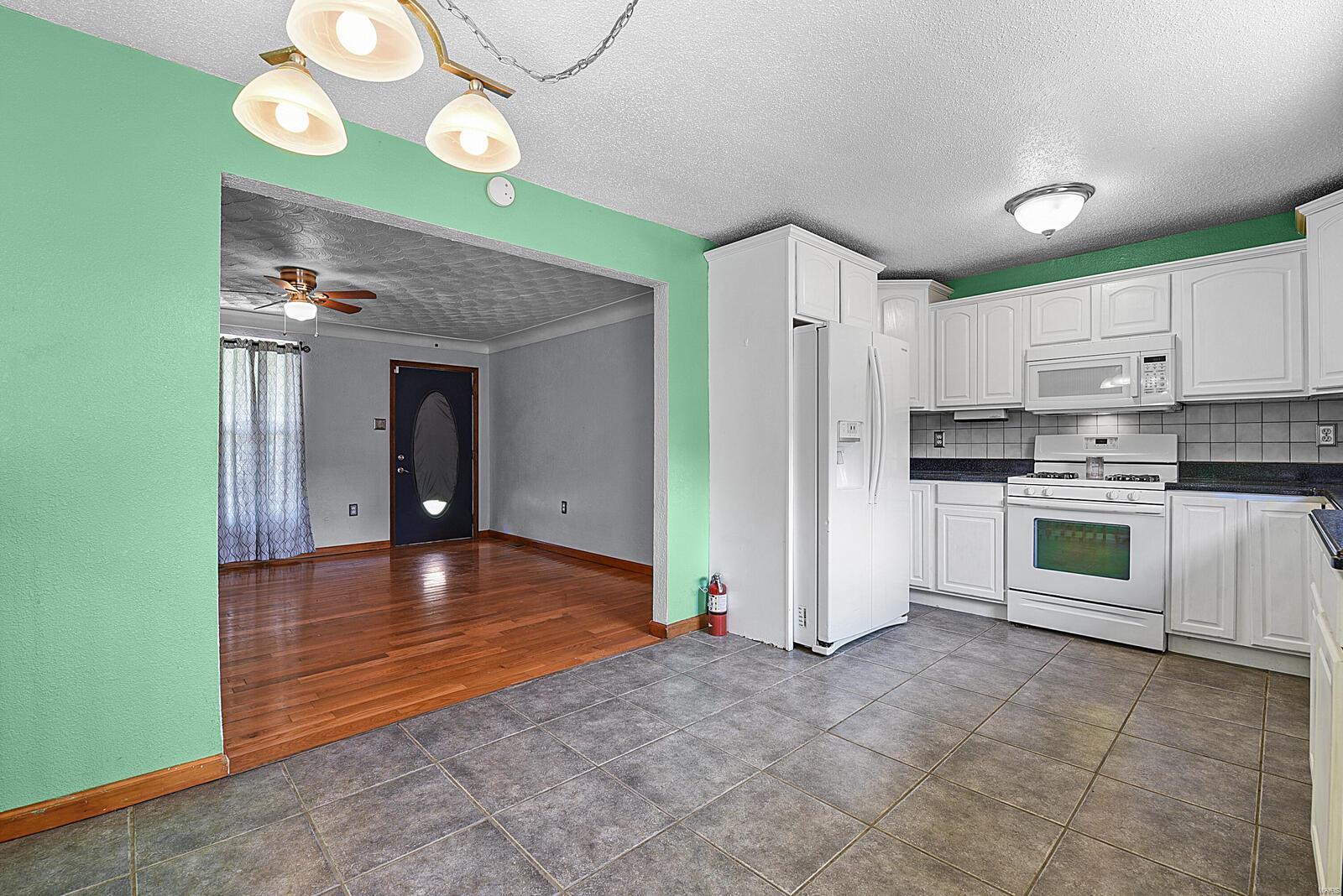 5154 Old Alton Road Granite City, IL 62040 - Photo 7 of 26 Gallery Image 7