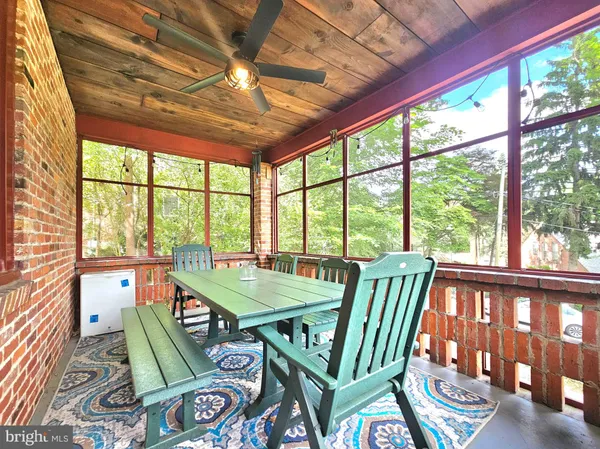 $5,500 | 3410 15th Street North, Arlington, VA 22201
