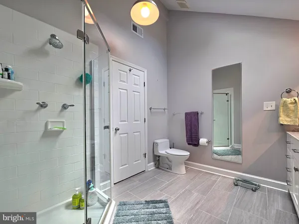 $5,500 | 3410 15th Street North, Arlington, VA 22201