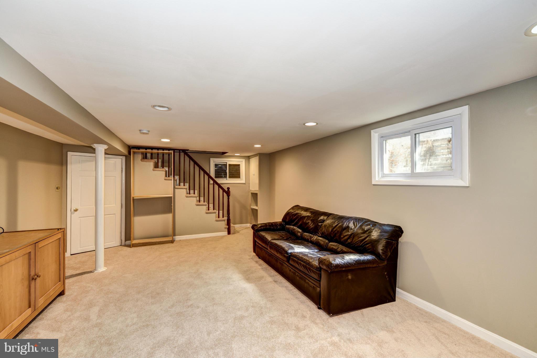6716 Fairfax Road Chevy Chase, MD 20815 - Photo 22 of 27 Family Room