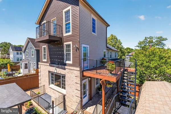 $950,000 | 4037 22nd Street Northeast, Washington, DC 20018