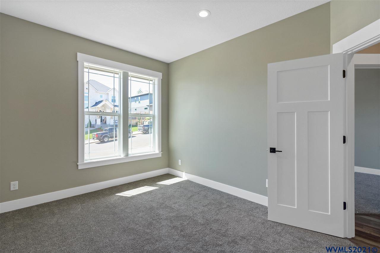 7036 Riva Ridge Drive Southeast Turner, OR 97392 - Photo 35 of 42 Gallery Image 35