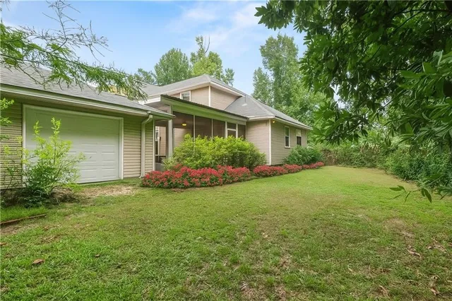 $675,000 | 633 Ramon Street, Mandeville, LA 70448