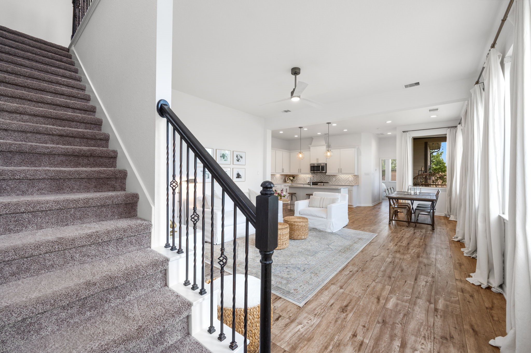 16239 Rattlesnake Run Trail Cypress, TX 77433 - Photo 6 of 37 Open entry to Living room