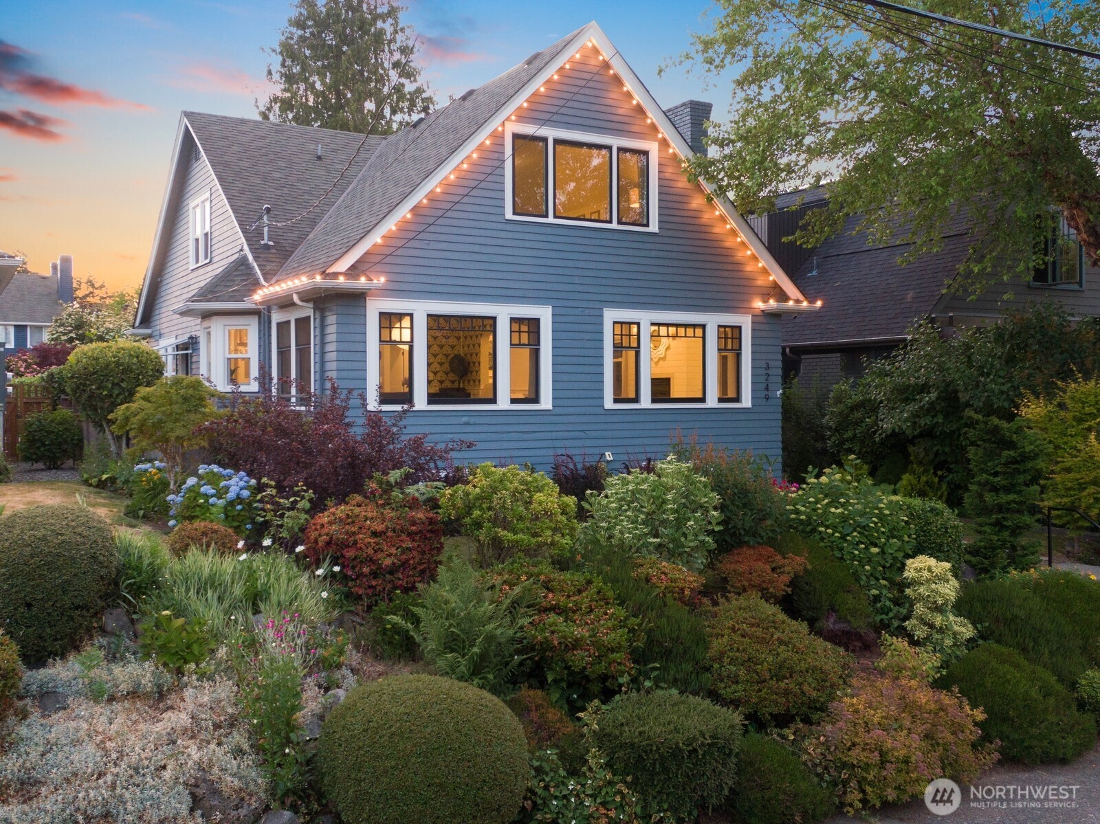 3249 27th Avenue West Seattle, WA 98199 - Photo 40 of 40