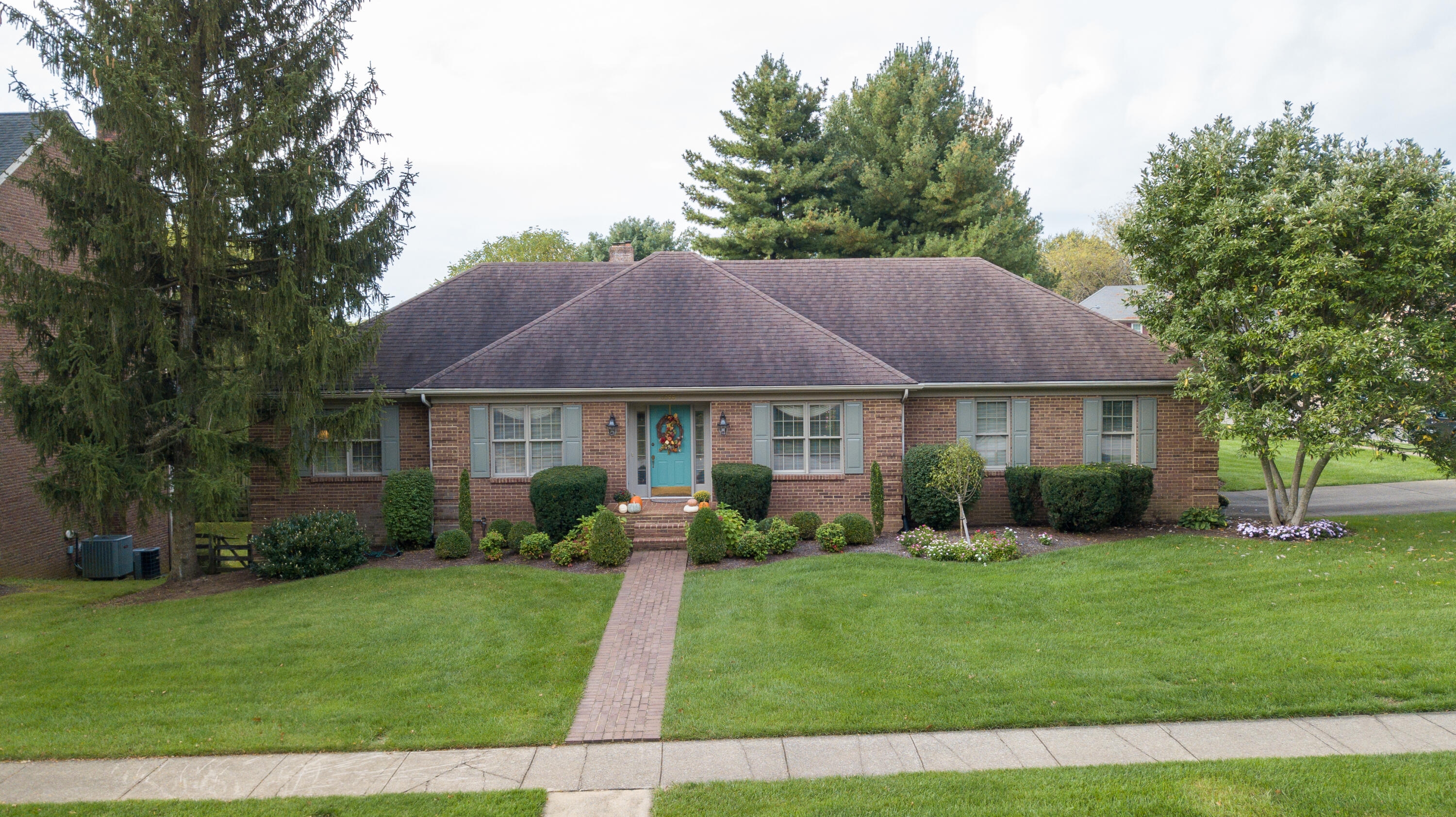 3299 Ridgecane Road Lexington, KY 40513 - Photo 3 of 46 3299 Ridgecane-44