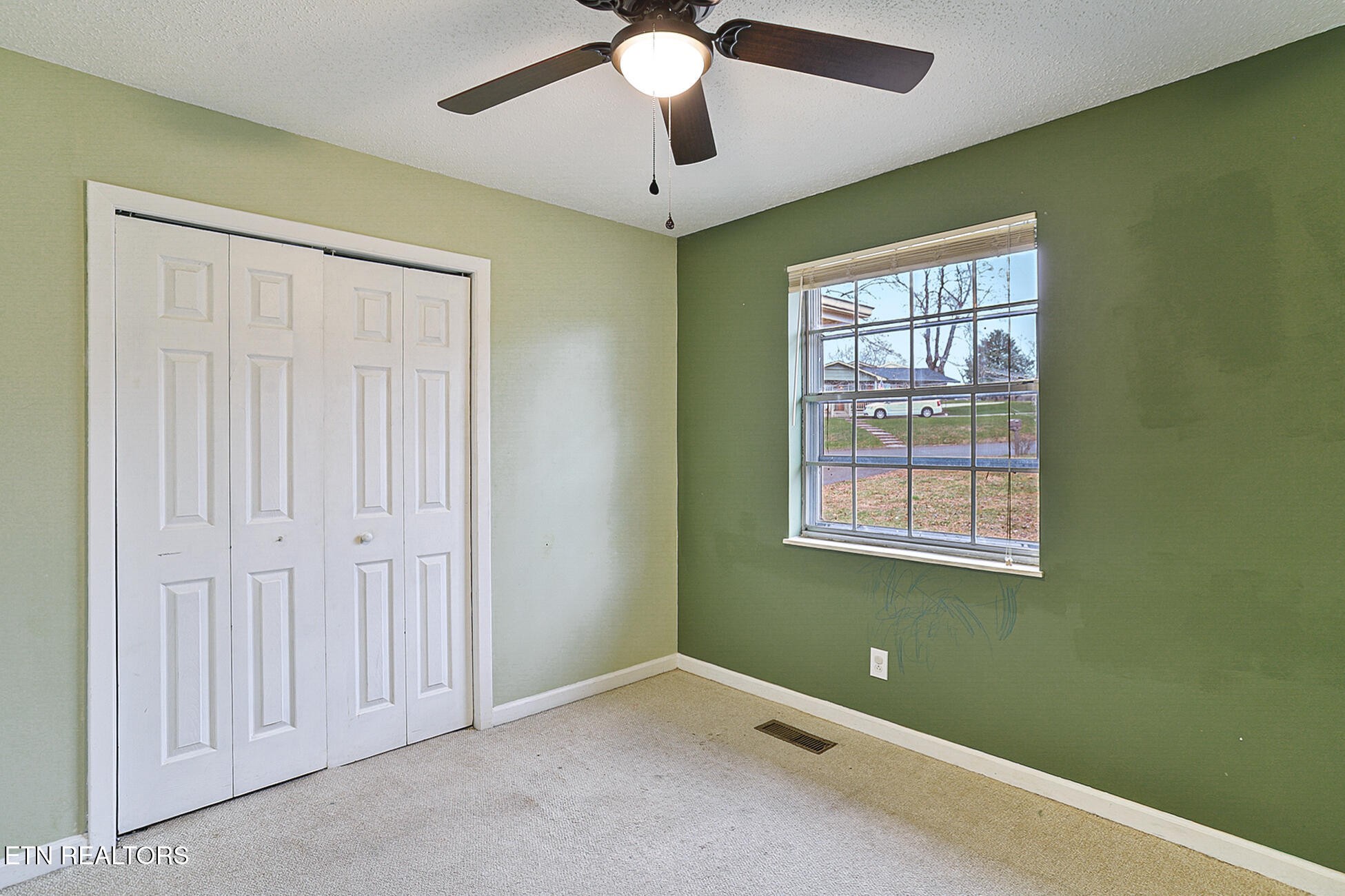 7701 Maida Vale Circle Powell, TN 37849 - Photo 15 of 36 a view of an empty room with a window