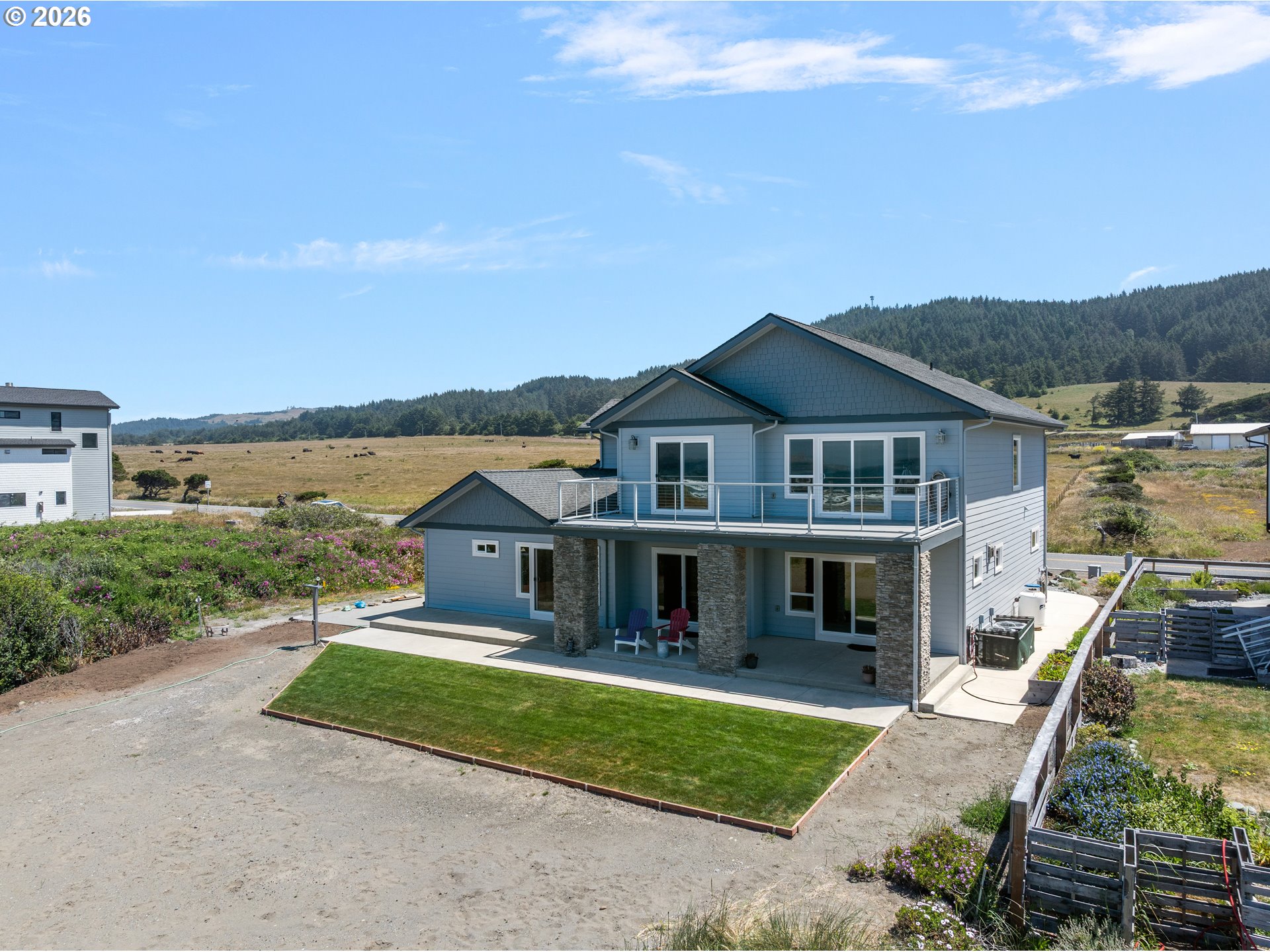 30516 Old Coast Road Gold Beach, OR 97444 - Photo 23 of 41