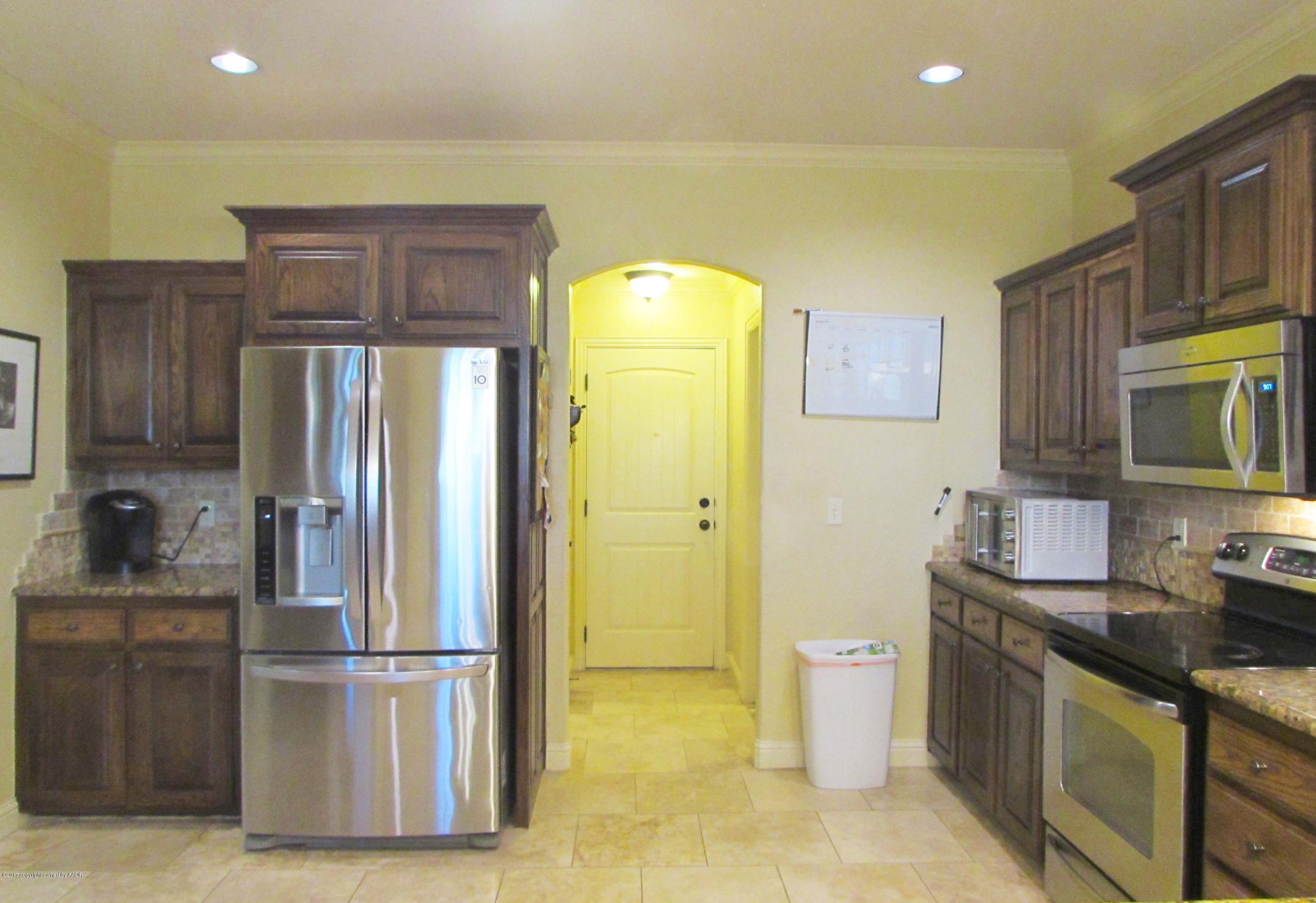 16801 Dove Prairie Road Canyon, TX 79015 - Photo 8 of 25 08 Kitchen